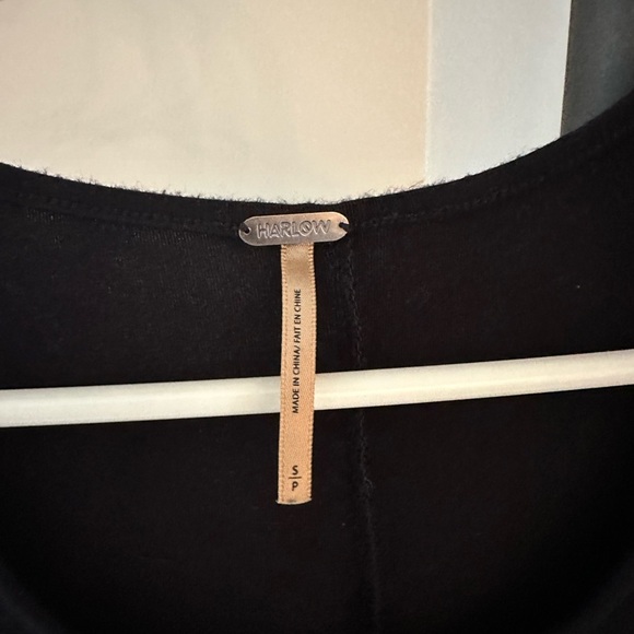 Harlow Black Cap Sleeve DRESS - Picture 5 of 6